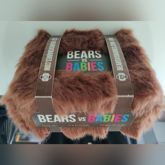 Fun Assorted Game/Gift Bundle - Picture 4 of 13